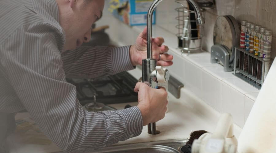 Expert burst pipe repair services in Morton Grove, IL